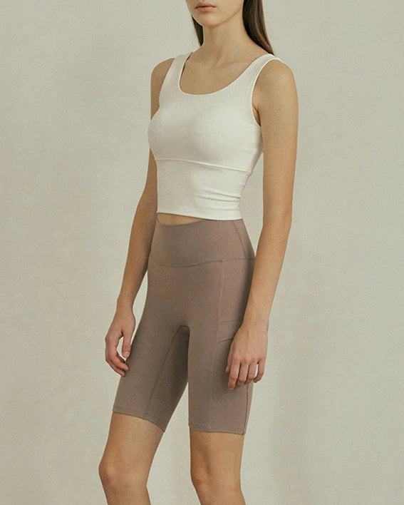 エッセンシャルヨガタンク3050