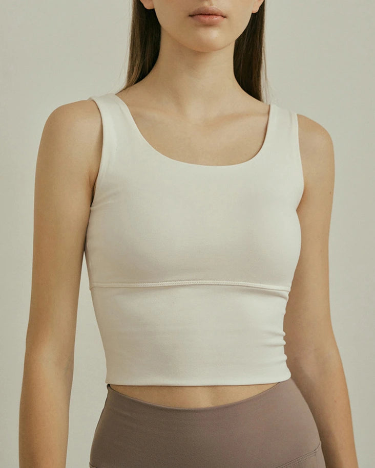 エッセンシャルヨガタンク3050