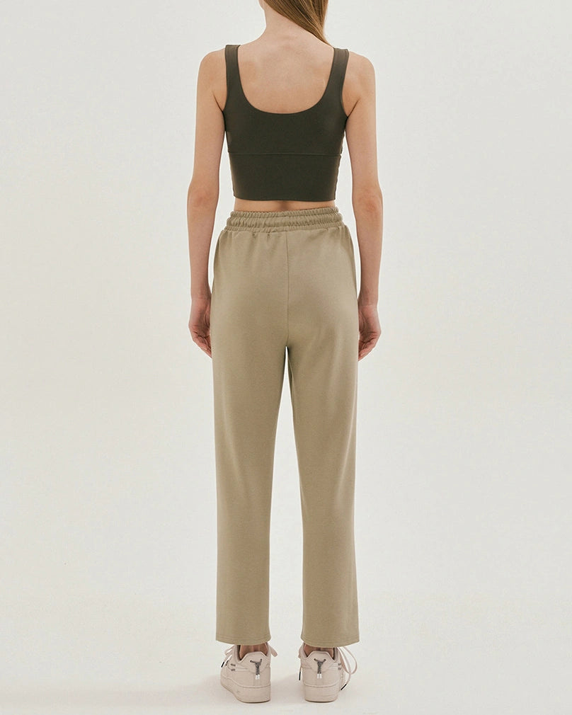 エッセンシャルヨガタンク3050