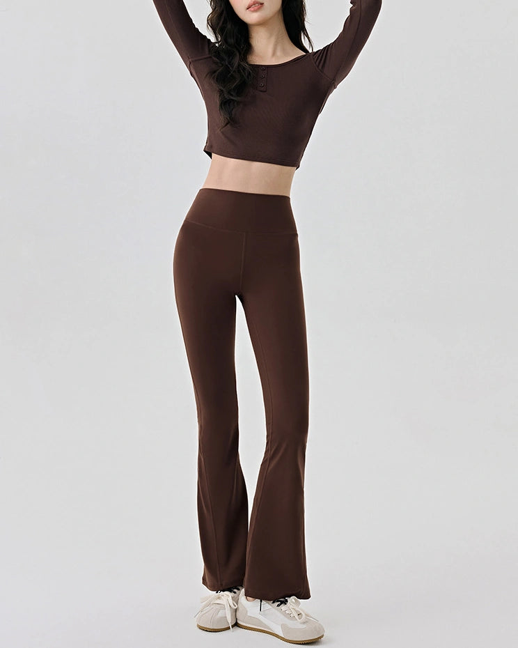 フォレヘンリーネッククロップドヨガトップ 3066