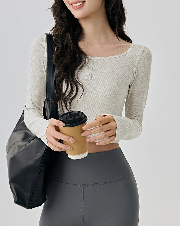 フォレヘンリーネッククロップドヨガトップ 3066