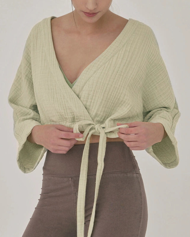 カシュクールボタニカルヨガトップ 3073