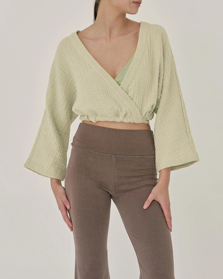 カシュクールボタニカルヨガトップ 3073