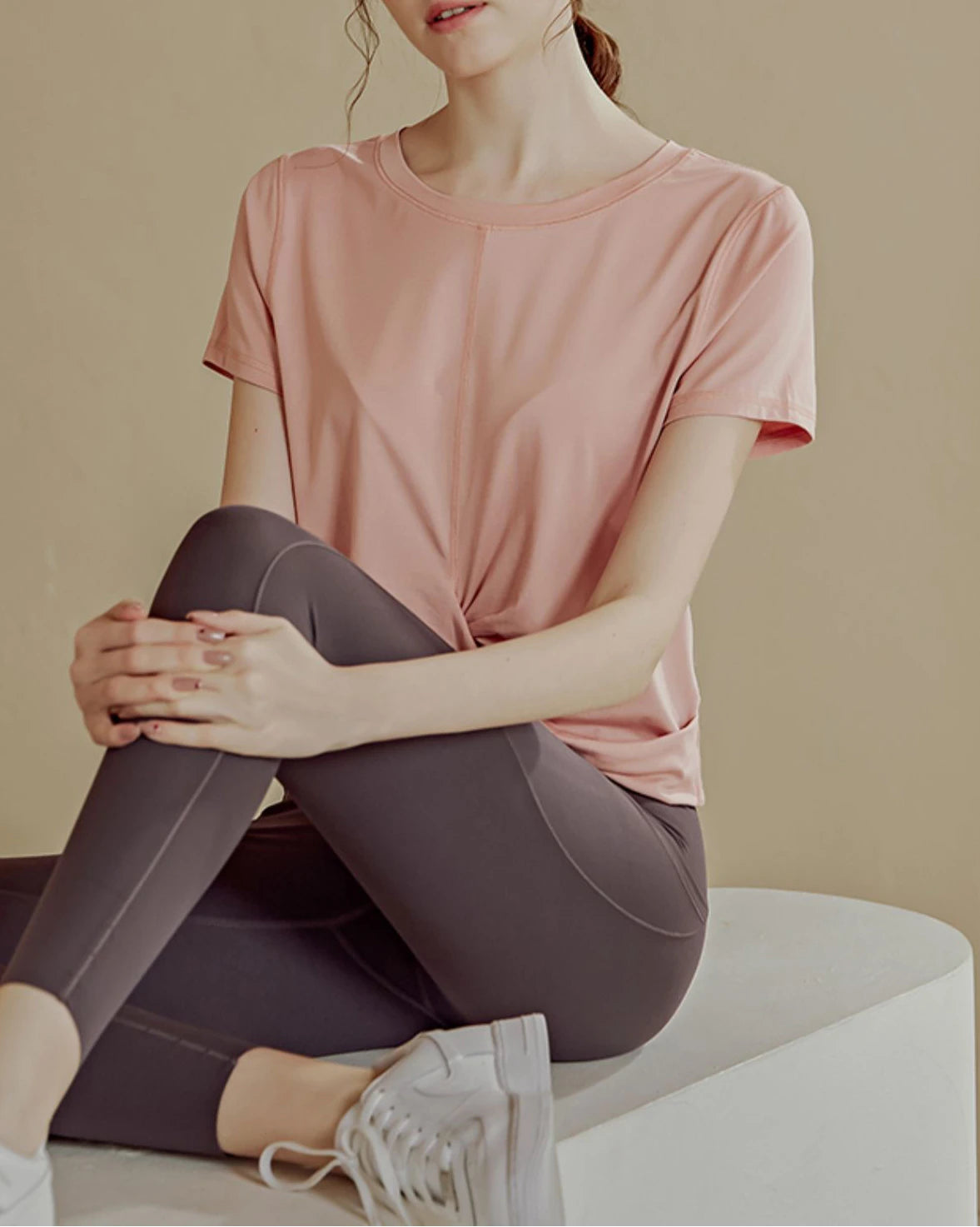 シェリーツイストヘムヨガカットソー 3078