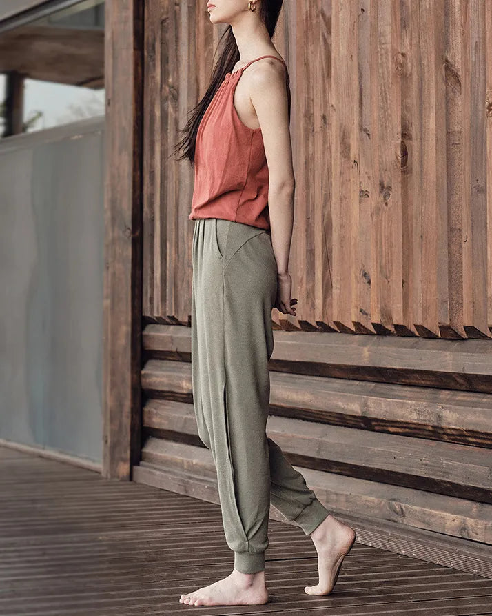 ホルターネックバックスリットトップ 3081