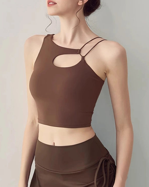 ラインデザインのヨガタンクトップ 3102