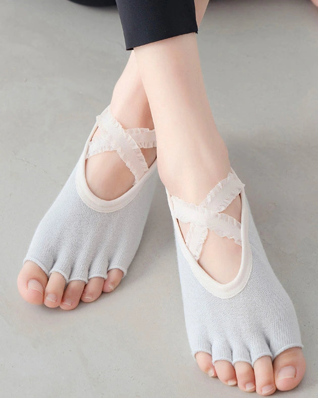 クロスストラップ 半指ヨガソックス 3142