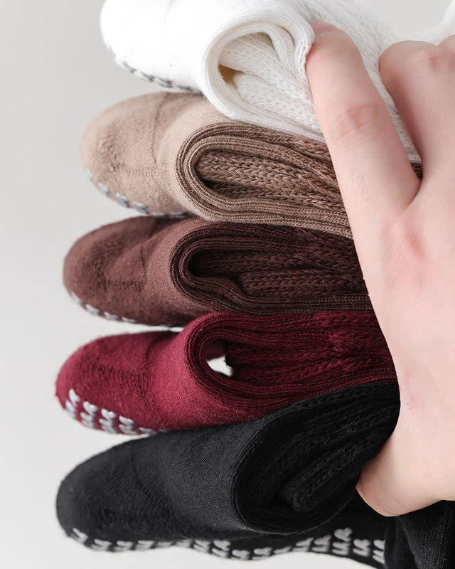 厚手で滑り止め付きの膝丈ソックス 3146