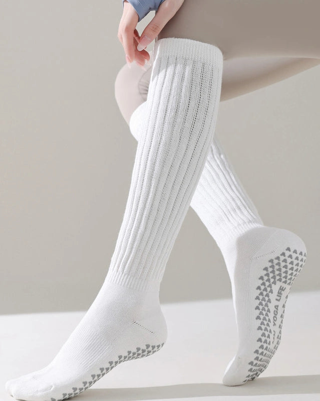 厚手で滑り止め付きの膝丈ソックス 3146