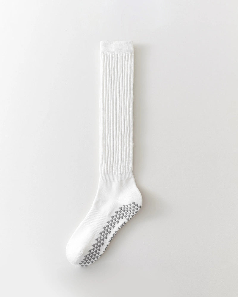 厚手で滑り止め付きの膝丈ソックス 3146