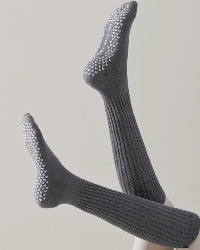 厚手で滑り止め付きの膝丈ソックス 3146