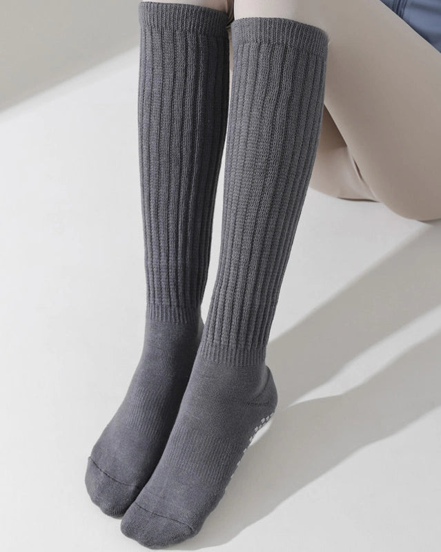 厚手で滑り止め付きの膝丈ソックス 3146