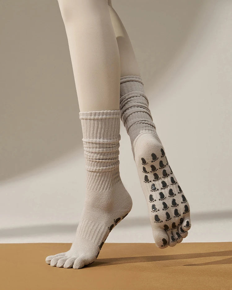 ミドル丈 5本指ヨガソックス 滑り止め付き 3147