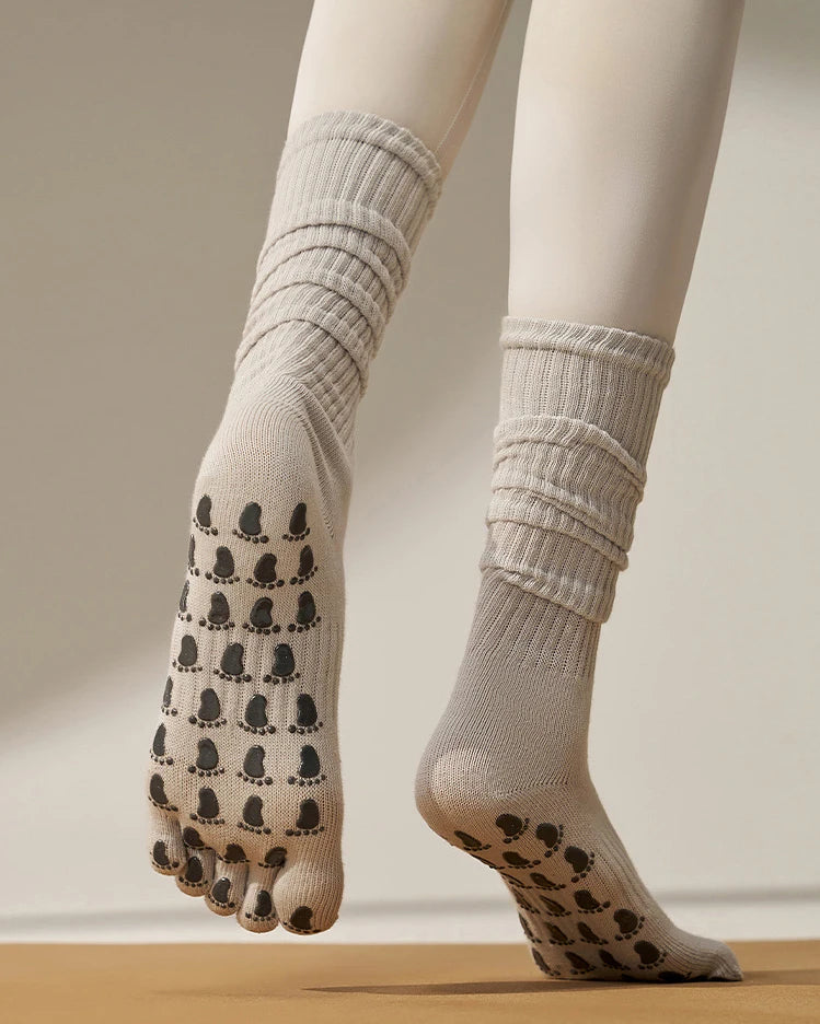 ミドル丈 5本指ヨガソックス 滑り止め付き 3147