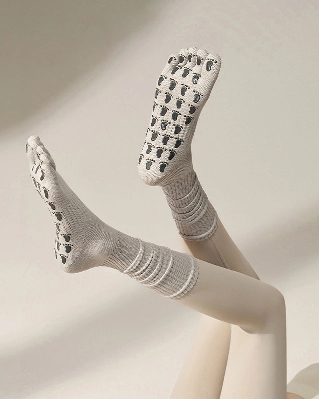 ミドル丈 5本指ヨガソックス 滑り止め付き 3147