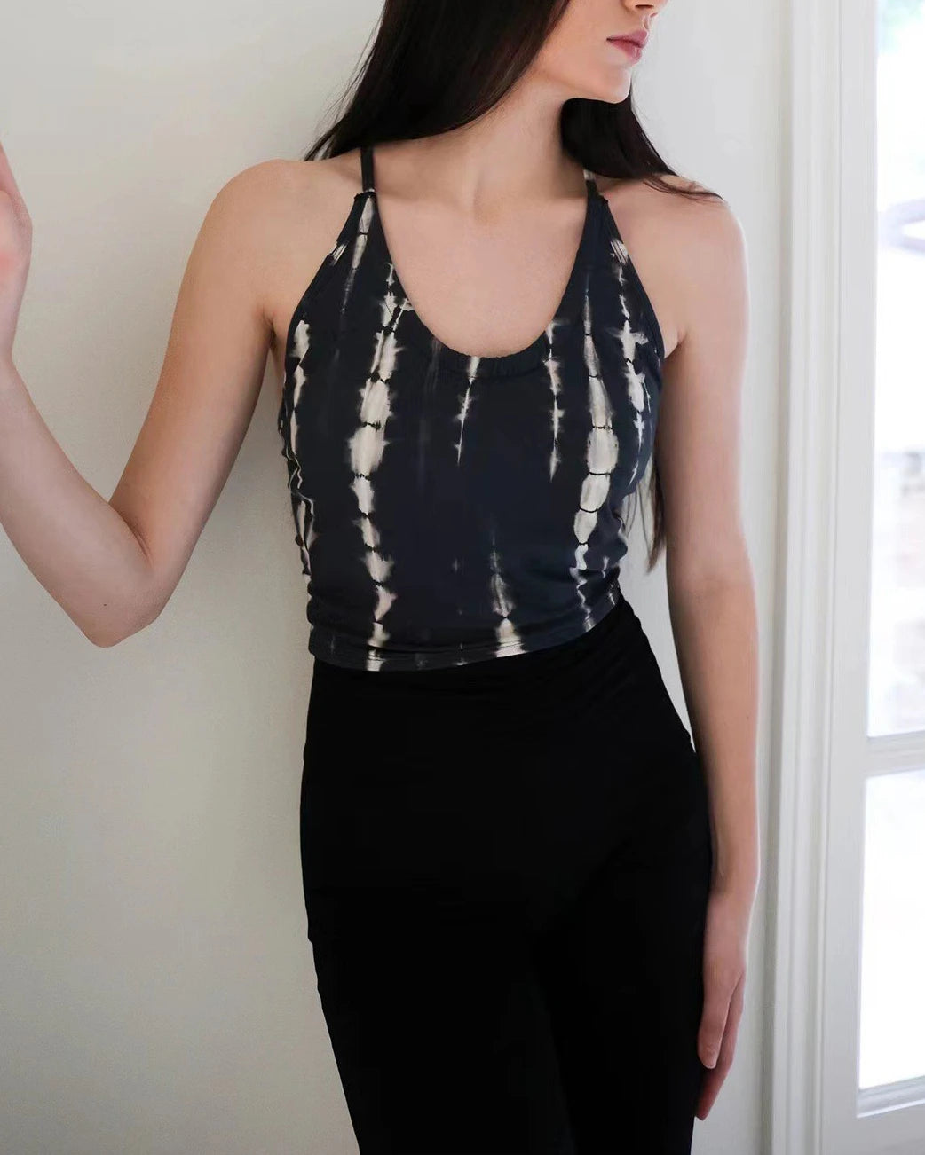 Uネックバッククロスタイダイヨガトップ3038